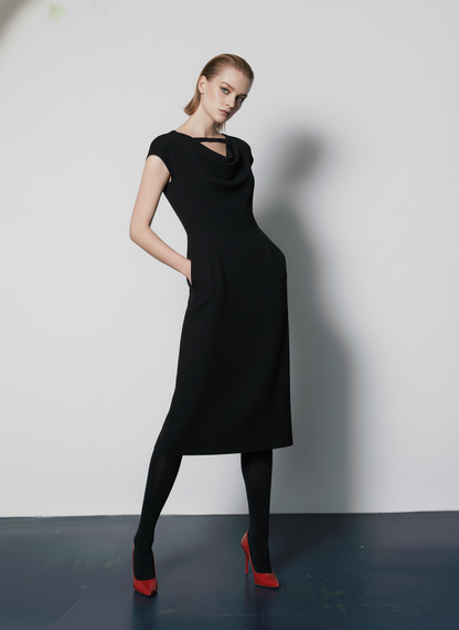 ドレープチョーカードレス